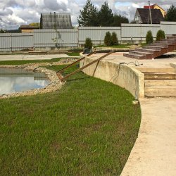 Проект участка 30 соток - искусственный водоем и садовая дорожка